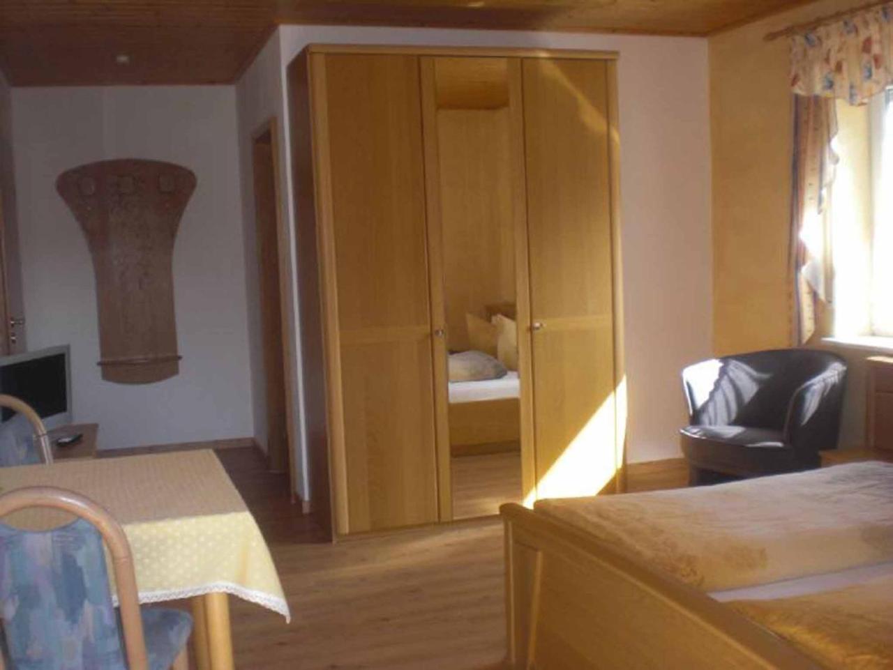 Haus Am Heubach Pensión *
